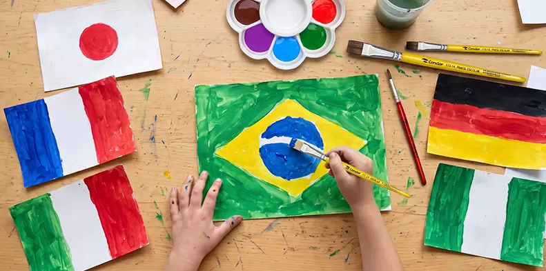 Bandeiras do mundo: como a pintura pode ajudar crianças a conhecer diferentes culturas