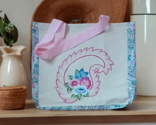 Pintura floral na ecobag
