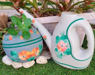Pintura floral no plástico